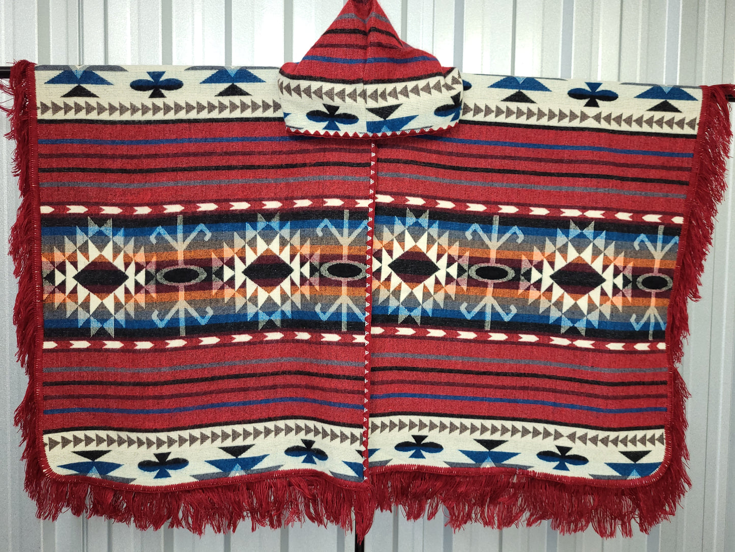 Warm, handwoven inca pattern open poncho