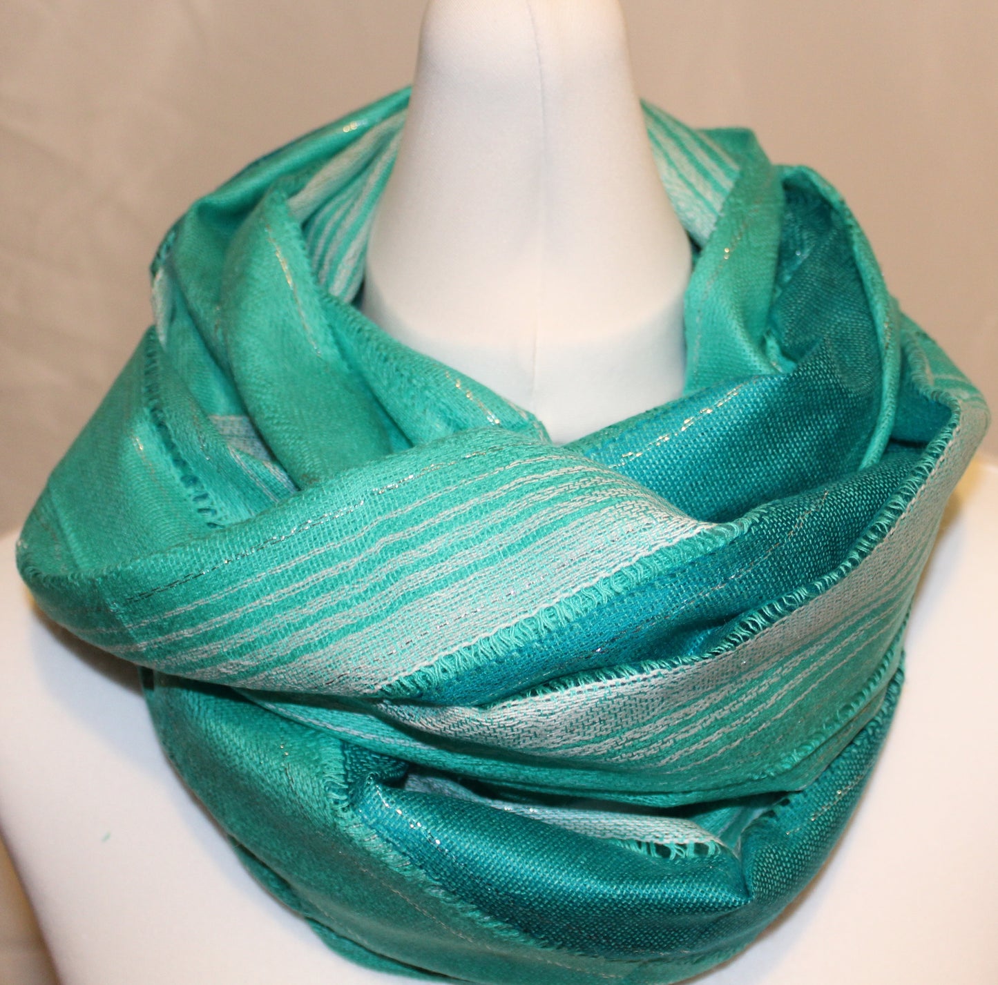 Handcrafted Ecuadorian Achy scarves, timelessly elegant and comfortable