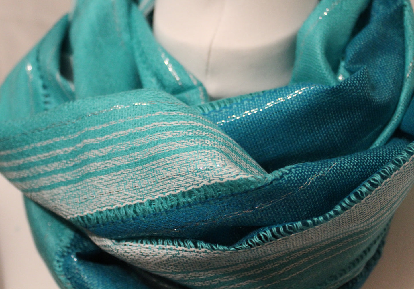 Handcrafted Ecuadorian Achy scarves, timelessly elegant and comfortable