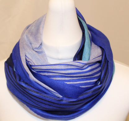 Handcrafted Ecuadorian Achy scarves, timelessly elegant and comfortable