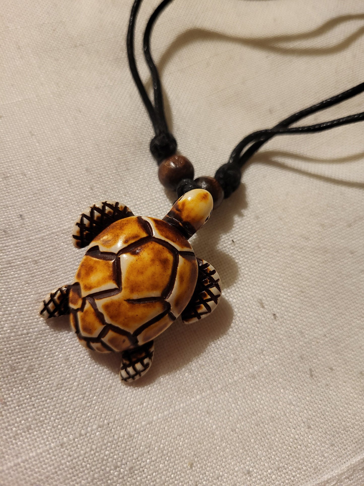 Stylish Handmade Turtle Necklace - Boho Chic Surfer Statement Piece, Artisan Crafted Handcrafted Retro Tortoise Pendant Unisex