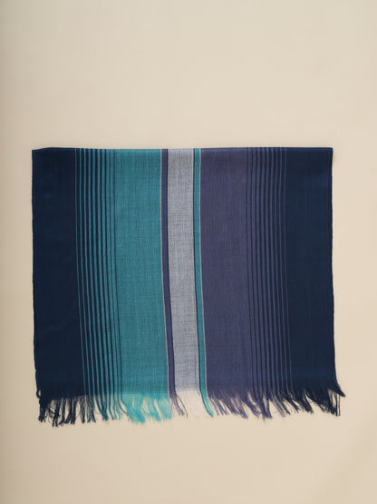 Handcrafted Ecuadorian Achy scarves, timelessly elegant and comfortable