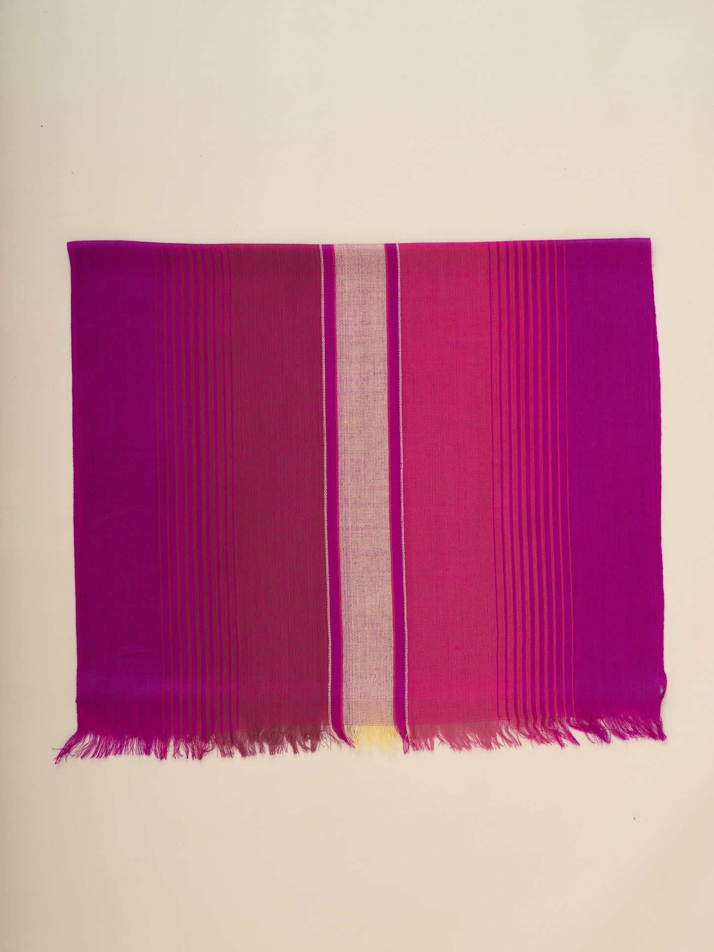 Handcrafted Ecuadorian Achy scarves, timelessly elegant and comfortable